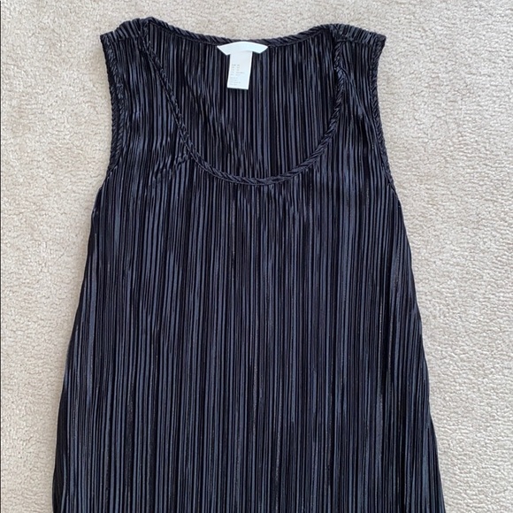 Shiny black knee length dress - Picture 2 of 3